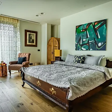 The Babe Boutique Hotel *