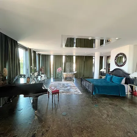 The Babe Boutique Hotel *